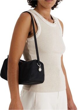 BAGGU Nylon Shoulder Bag in Black